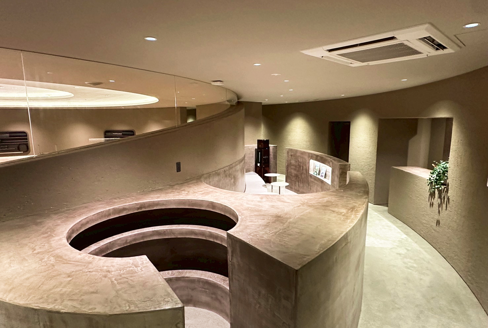 木のぬくもりのあるテラス空間